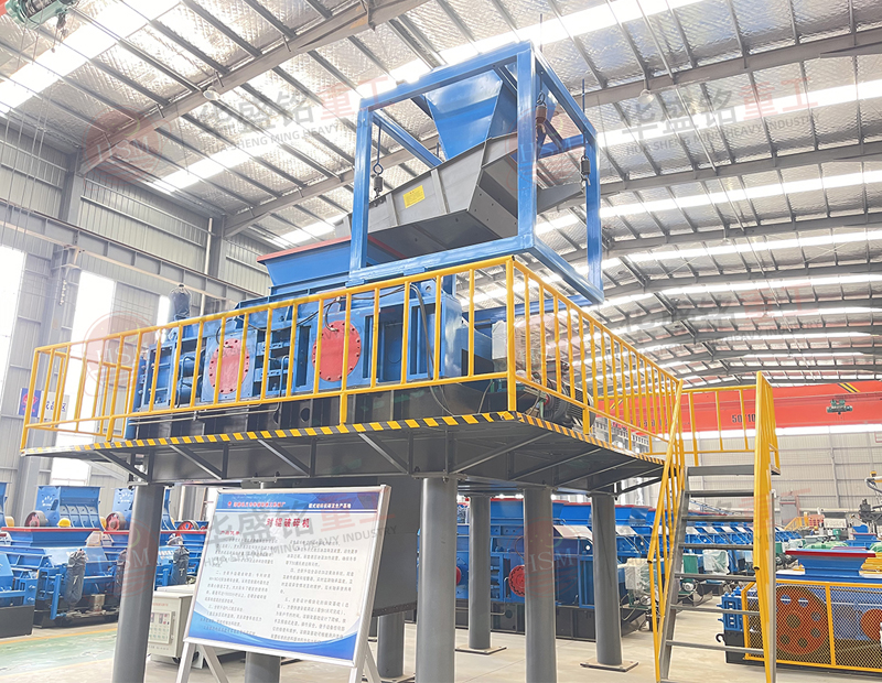 時產300噸雙輥制砂機怎么樣？石灰石制砂用什么設備？